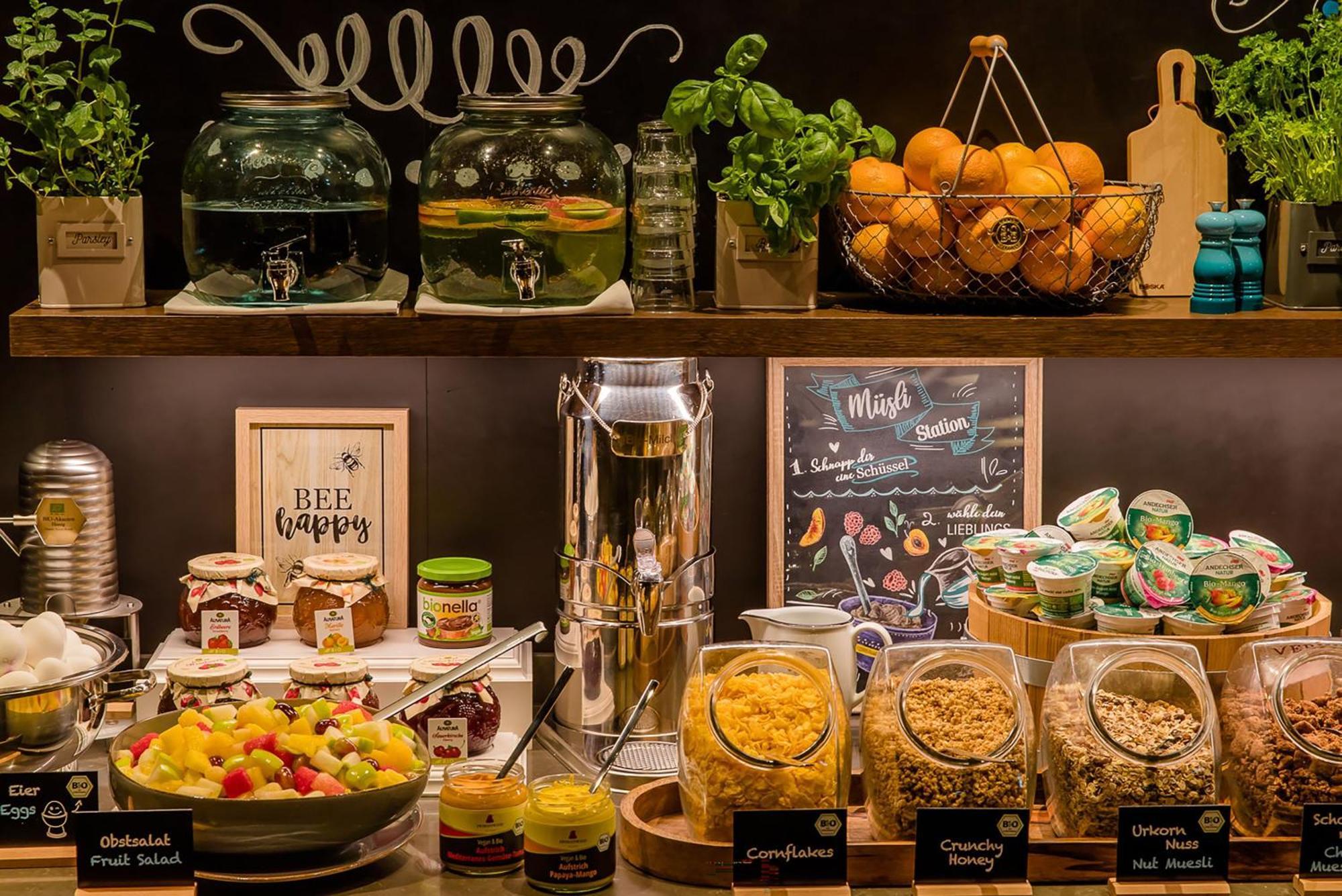 Motel One Newcastle Екстер'єр фото